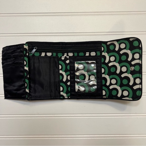 Vera‎ Bradley Imperial Rose Black and Green Quilted Trifold Wallet - Picture 3 of 7